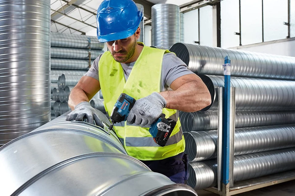 Bosch Professional GDX18V-200 18V Brushless Impact Driver / Wrench Body Only - Image 4 of 4