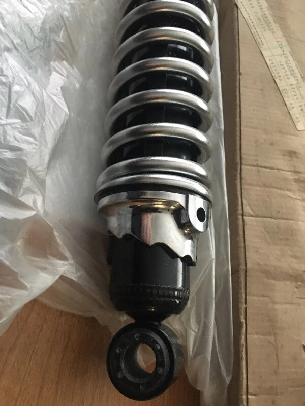 Amortiguador trasero Yamaha vintage NOS 1T4 XS750 XS 750 1977-79 nuevo café triple  Foto 2 de 4