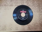1980s MINT-EXC Kiss – Heaven's On Fire/LONELY IS THE HUNTER 880205 45