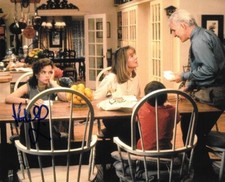 * KIMBERLY WILLIAMS-PAISLEY * signed 8x10 photo * FATHER OF THE BRIDE * COA * 1