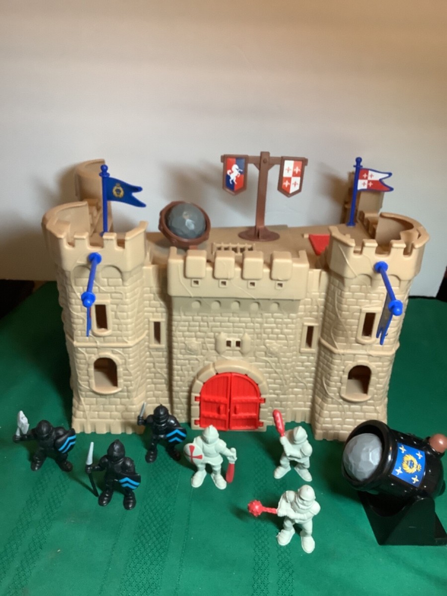Vintage Redbox Medieval Castle w/Accessories | eBay