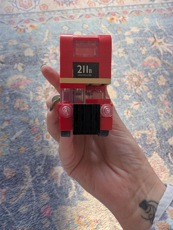 LEGO Creator 40220 London Bus, photo 2 of 4