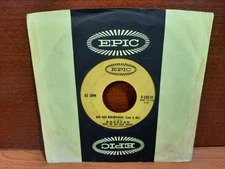 45 / Donovan & Jeff Beck / 1969 / Goo Goo Barabajagal (Love Is Hot) / Trudi