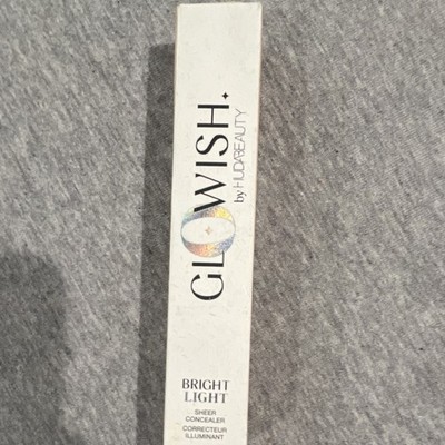 HUDA BEAUTY GLOWISH Bright Light Sheer Concealer - 06 Medium Tan