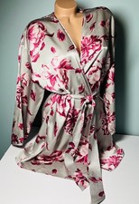 Vintage Gold Label Victoria s Secret 100 Silk Floral Kimono Wrap Robe Sz S