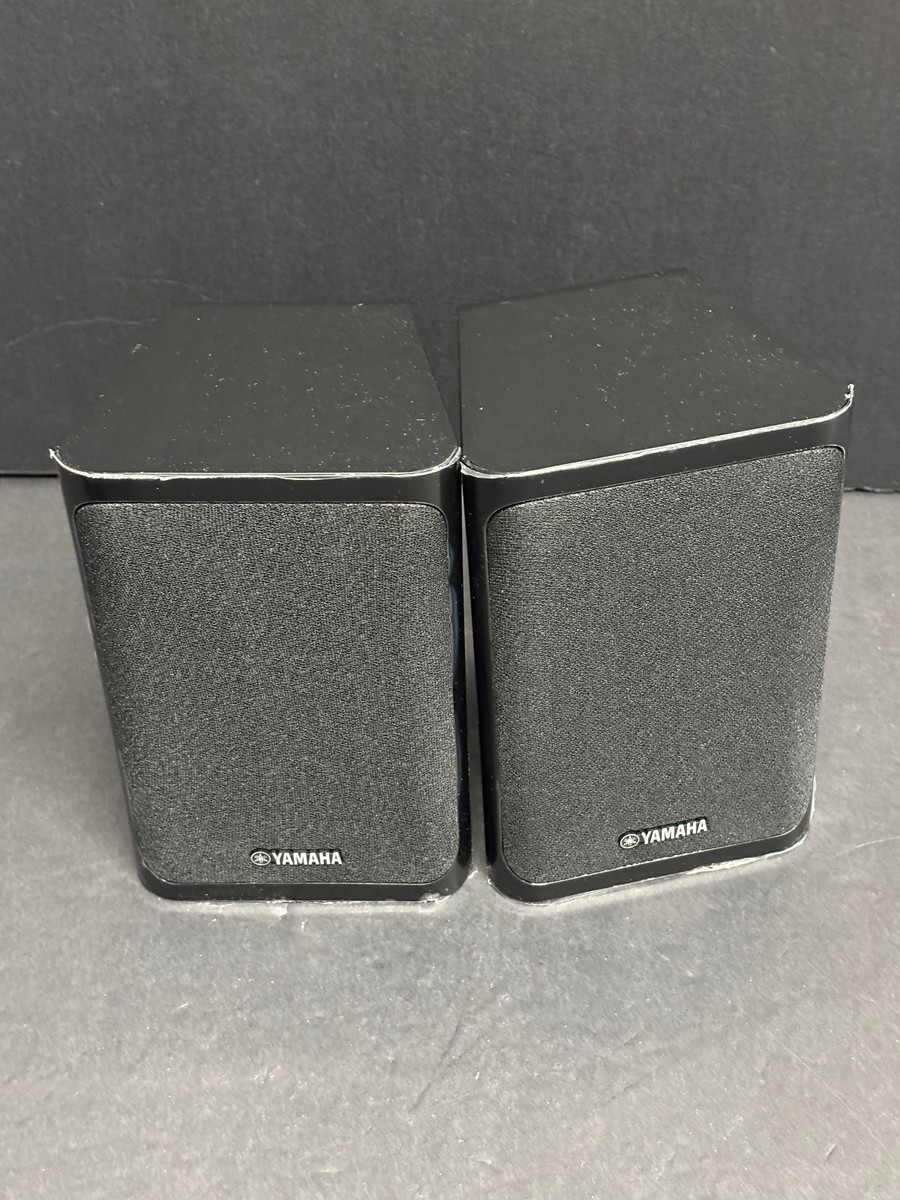 Yamaha サラウンドスピーカー NS-C40, NS-B40×4 Yamaha NS-B40 Cubes & Yamaha NS-C40 Center Surround Sound Speaker