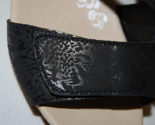 NIB Propét Women's Black Millie Open Toe Wedge Sandals with Buckle sz US 6.5 EE - Picture 6 of 14