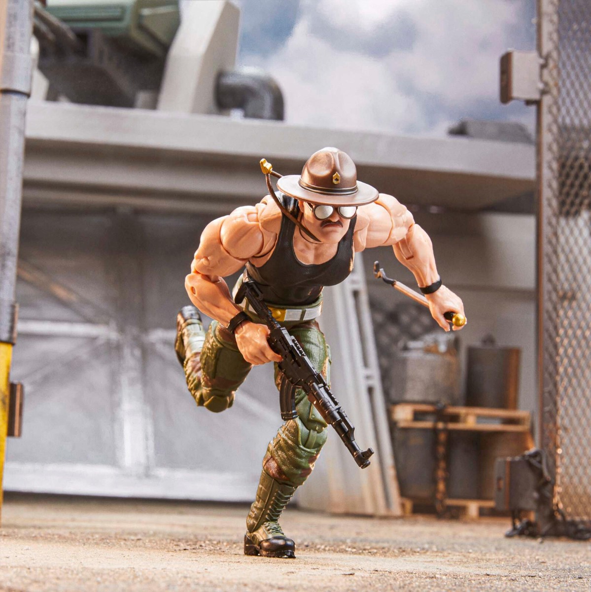 giジョー クラシファイド G.I. Joe Sgt. Slaughter Amazon.com: G.I. Joe Classified Series #173, SGT Slaughter