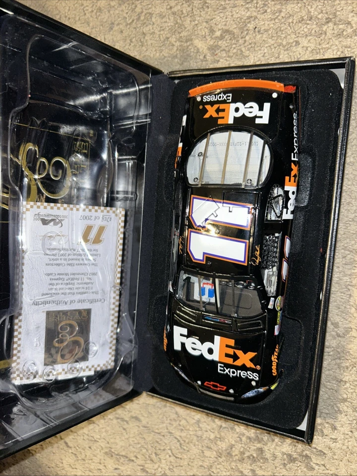 Toyota Camry 2007 Monte Carlo Nascar Denny Hamlin #11 FedEx Express 1:24 con certificado de autenticidad Foto 2 de 4