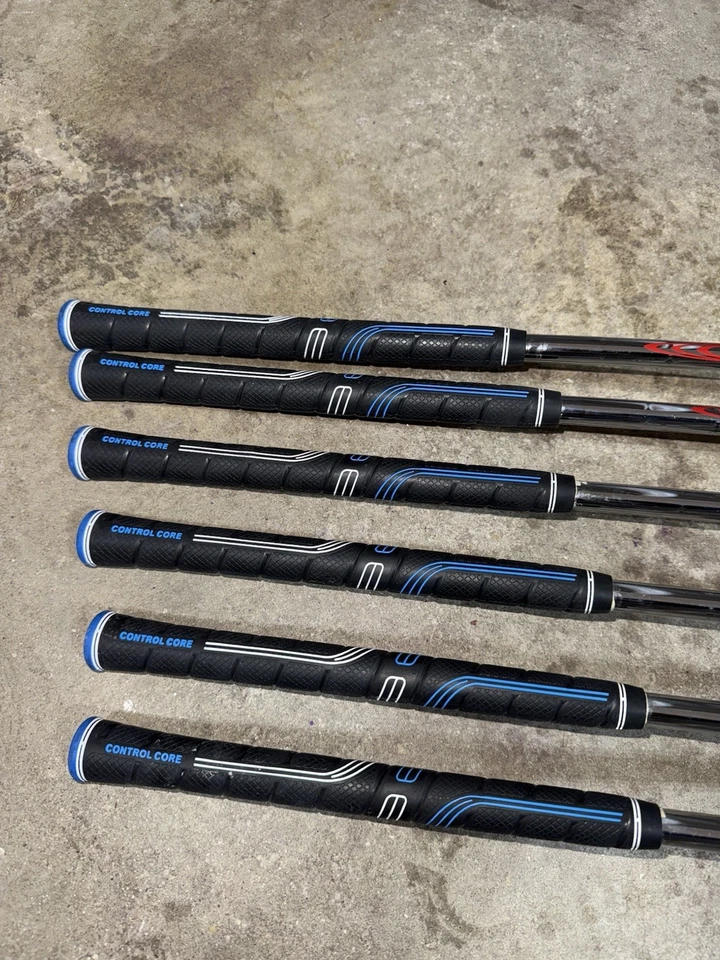 Titleist 716 CB Forged Irons 5-PW – RH – N.S. Pro Modus³ Tour 105 Stiff - Image 4 of 4