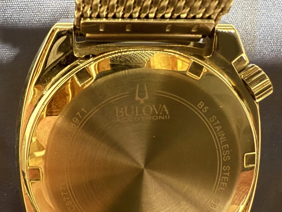 Movimiento revisado Bulova Accutron II Foto 4 de 4
