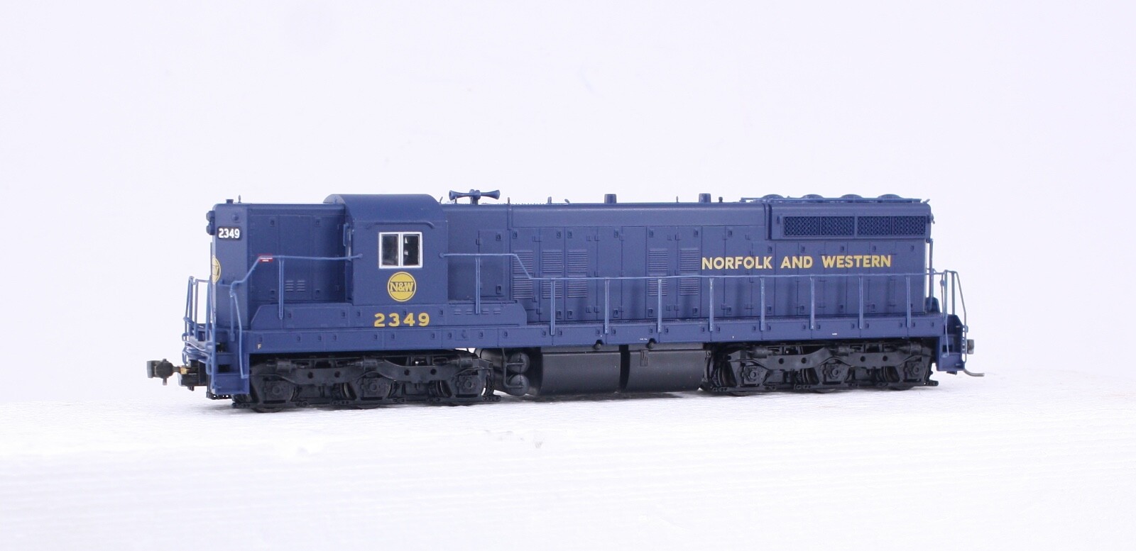 HO Scale Proto 2000 Norfolk & Western GP9 Diesel Locomotive DCC Ready ...