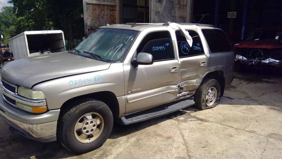 Espejo retrovisor lateral para pasajero Power Opt DL3 03-06 AVALANCHE 1500 1265789 Foto 2 de 4