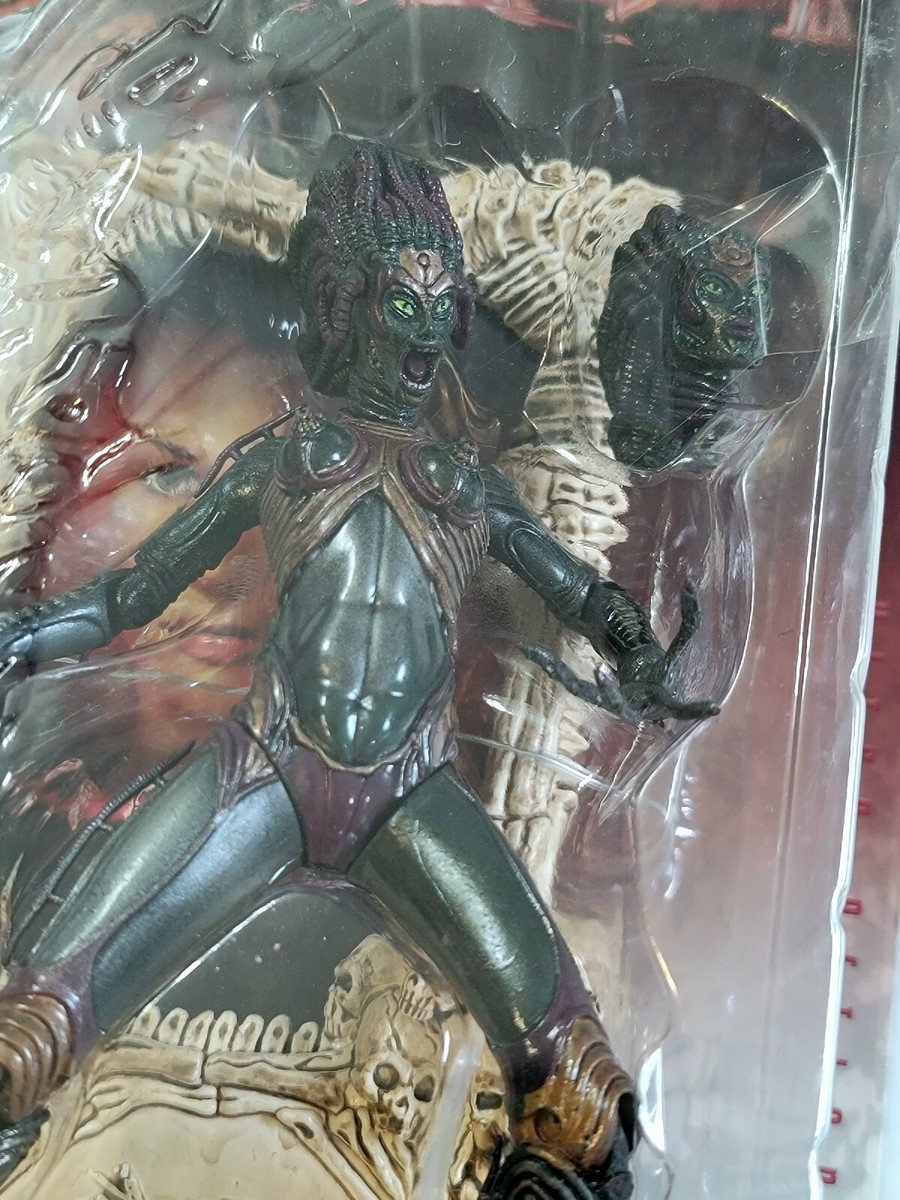 SPECIES II LOT McFARLANE MOVIE MANIACS EVE & PATRICK ACTION