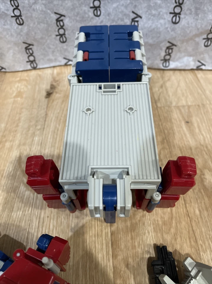 Vintage Optimus Prime Transformers 1987 Powermasters G1 Hasbro Truck - Imagem 4 de 4
