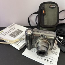 Canon PowerShot A590 IS 8.0MP Digital Camera + Lowepro Case - Immaculate.