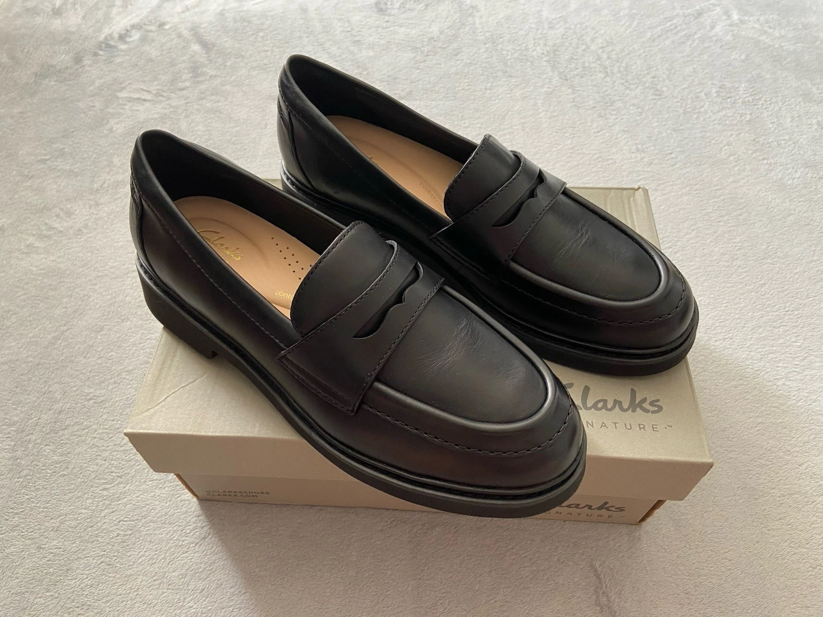 Mocassini Clarks Splend Edge in pelle nera taglia 5 5 con scatola. PWM