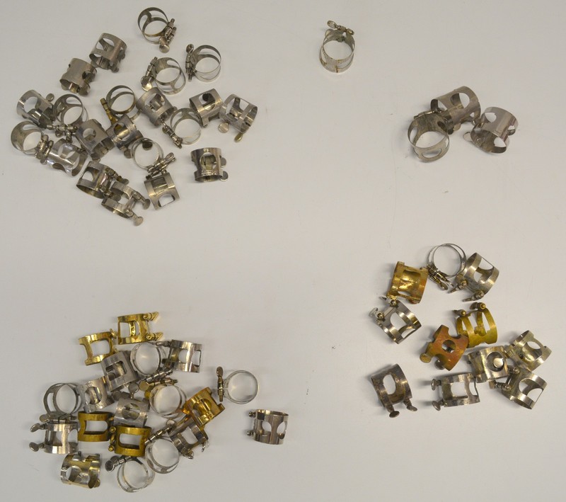 LOT OF 55 LIGATURES: Bb CLARINET, ALTO CLARINET, BASS CLARINET, ALTO SAX, TENOR