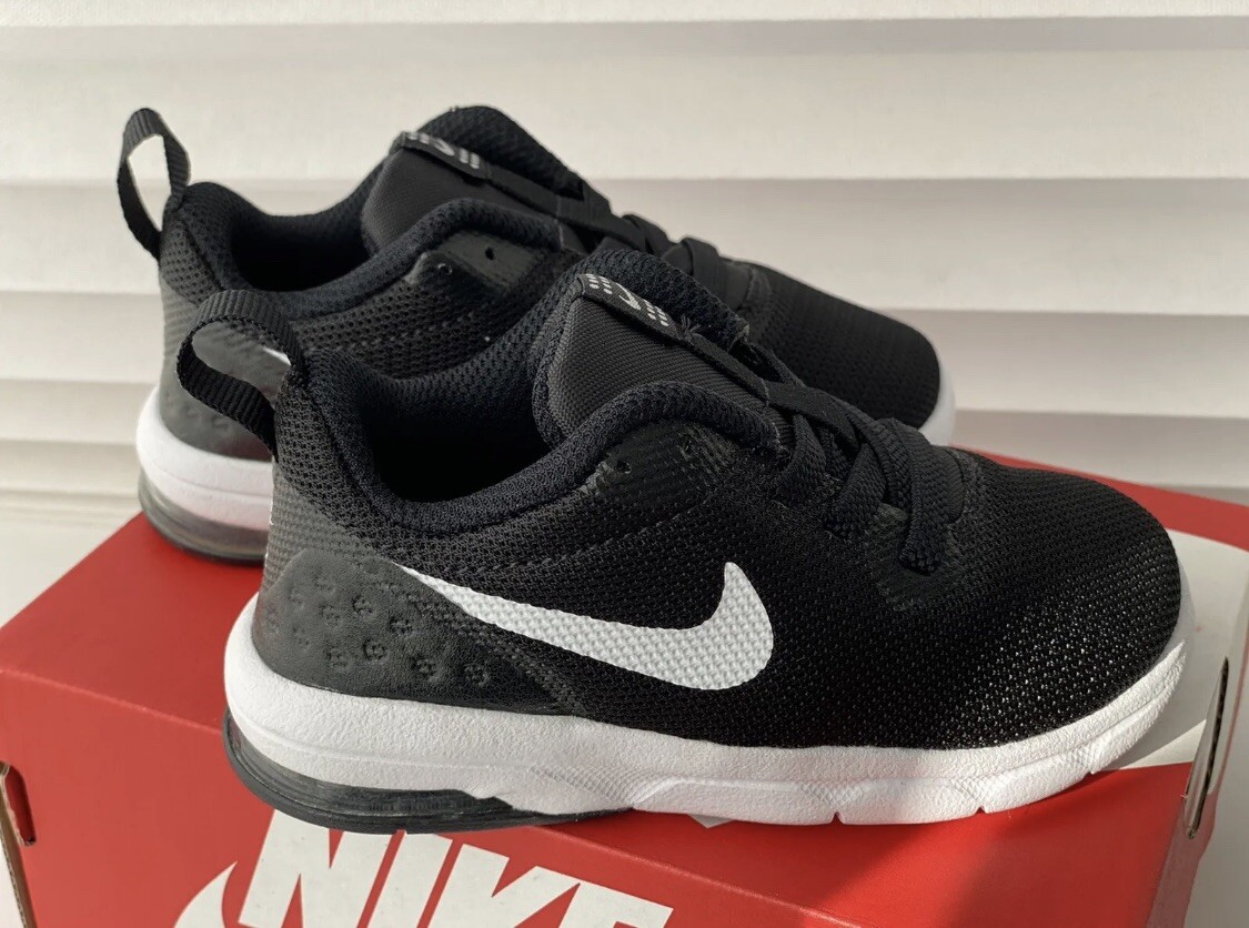 nike air max motion lw trainers junior boys