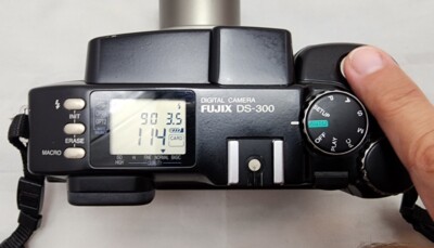 Fujifilm Fujix DS-300 Vintage Digital Camera system tested ready