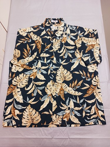 Men's Hawaiian Short Sleeve button down Shirt  Pierre Cardin Size Extra Large - Picture 3 of 10
