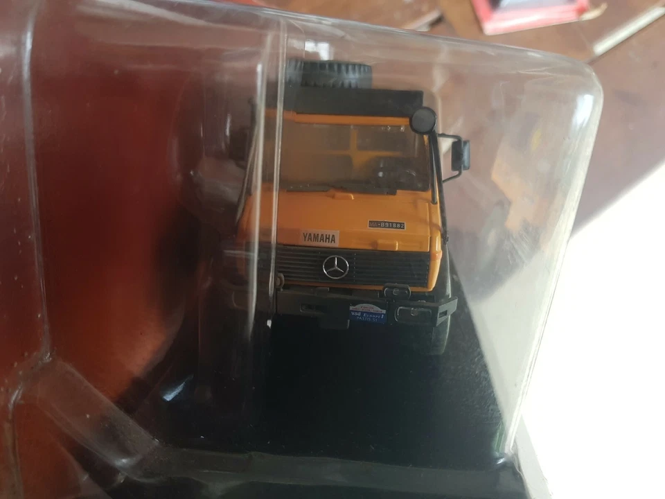 Die cast 1/43 Modellino Camion Truck Mercedes Unimog Paris-Dakar 1984 de Agostin - Immagine 2 di 4