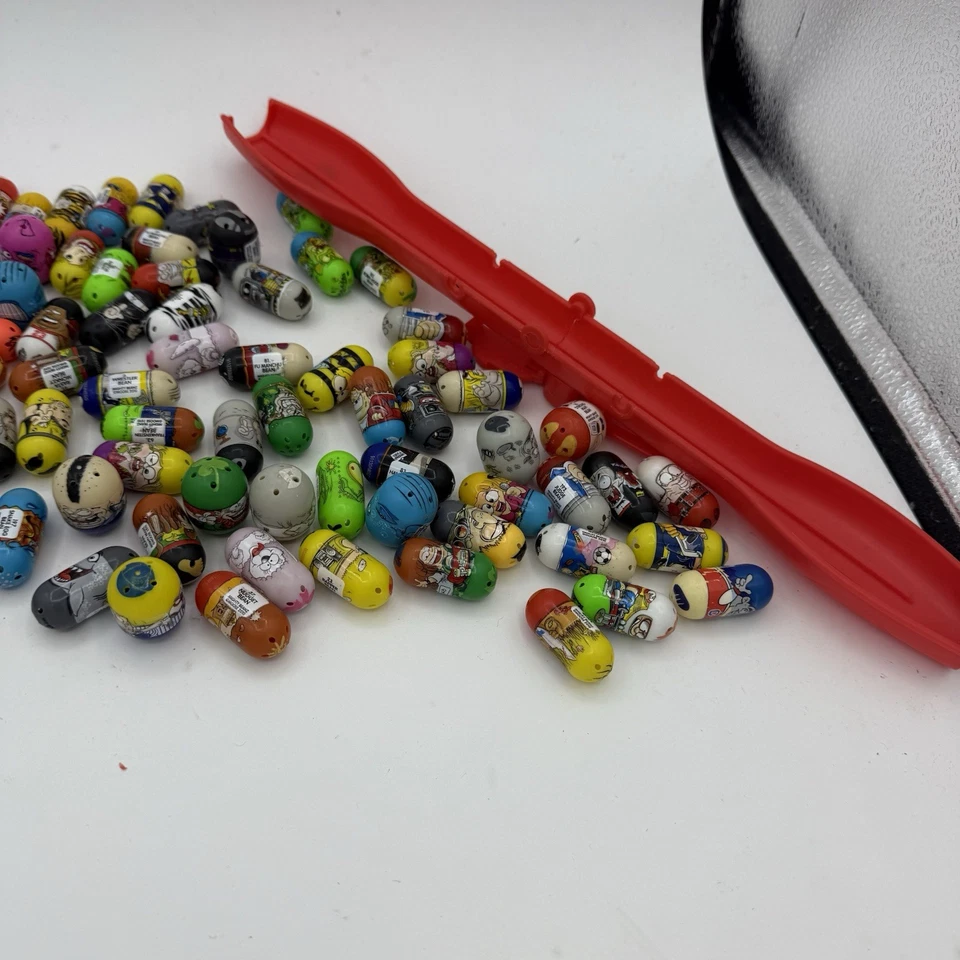 LOTE DE 105 juguetes Moose Mighty Beanz 2010 colección Wave 1 y 2 raro prueba de choque Foto 4 de 4