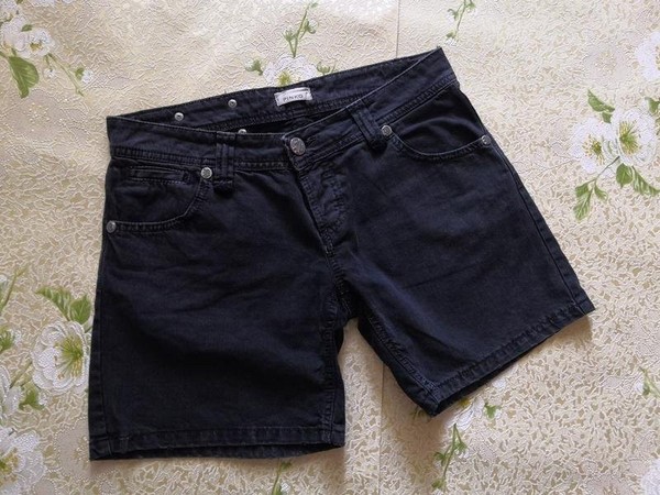 Women Pinko Shorts Grey 40 / L / 48