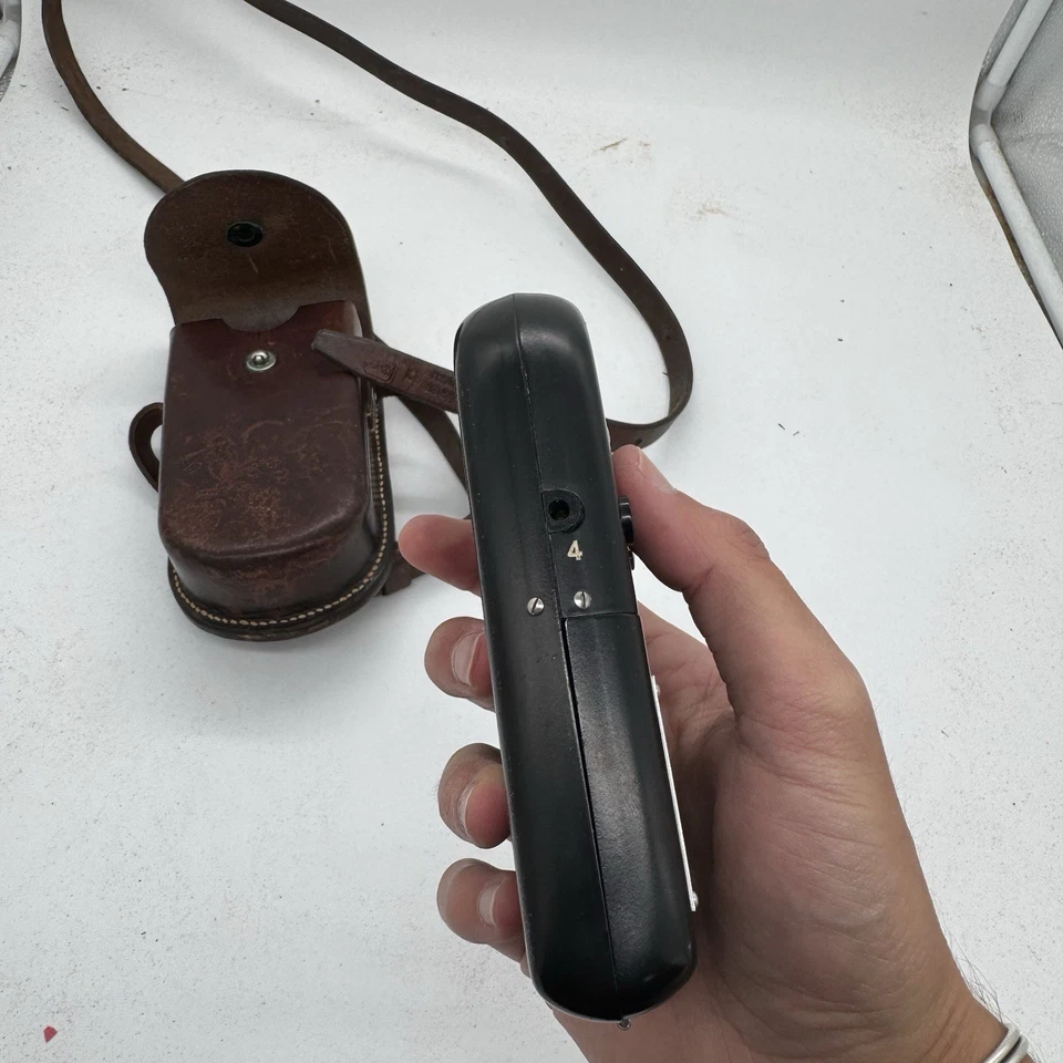 Multímetro lector de ohmios Trub Tauber vintage con estuche de cuero no probado Alemania Foto 4 de 4