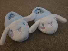 Cinnamoroll Sanrio Fuzzy Blue Slippers Women's 7-8 EUC