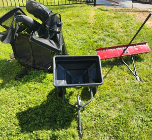 Craftsman Broadcast Spreader/Dethatcher/LT2000 46" Bagger kit 