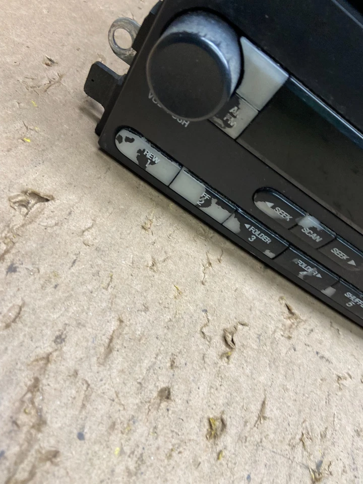 Receptor estéreo de radio AM FM Ford F150 2004 a 2010 OEM T6191 DG Foto 2 de 4