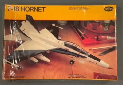 TESTORS F-18 HORNET 1/48 Scale Plastic Model Kit 581 Single/Double Seat  I22 HTF