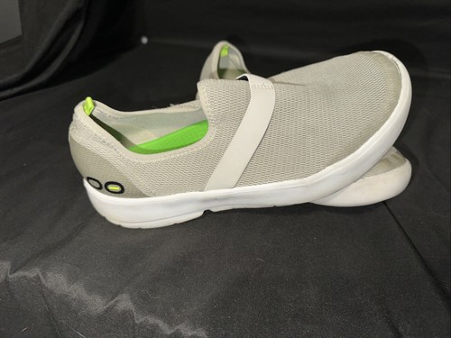 Oofos Womens Low Sneaker Light Gray Size 9 - Picture 2 of 7