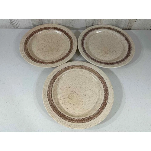 Homespun by Churchill Stonecast Range England 3 Dinner Plates Beige Speckled