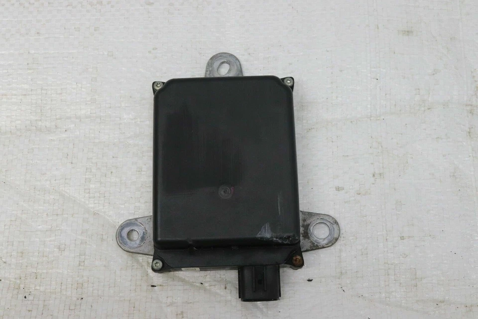 Módulo de control de punto ciego Lexus IS250 IS350 2014 2015 2016 2017 88162-0W080 Foto 4 de 4