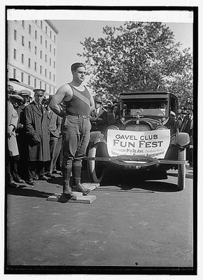 Galen Gouch i.e.,Gough,10/5/23,Automobile,October 1923,Gavel Club Fun Fest,2