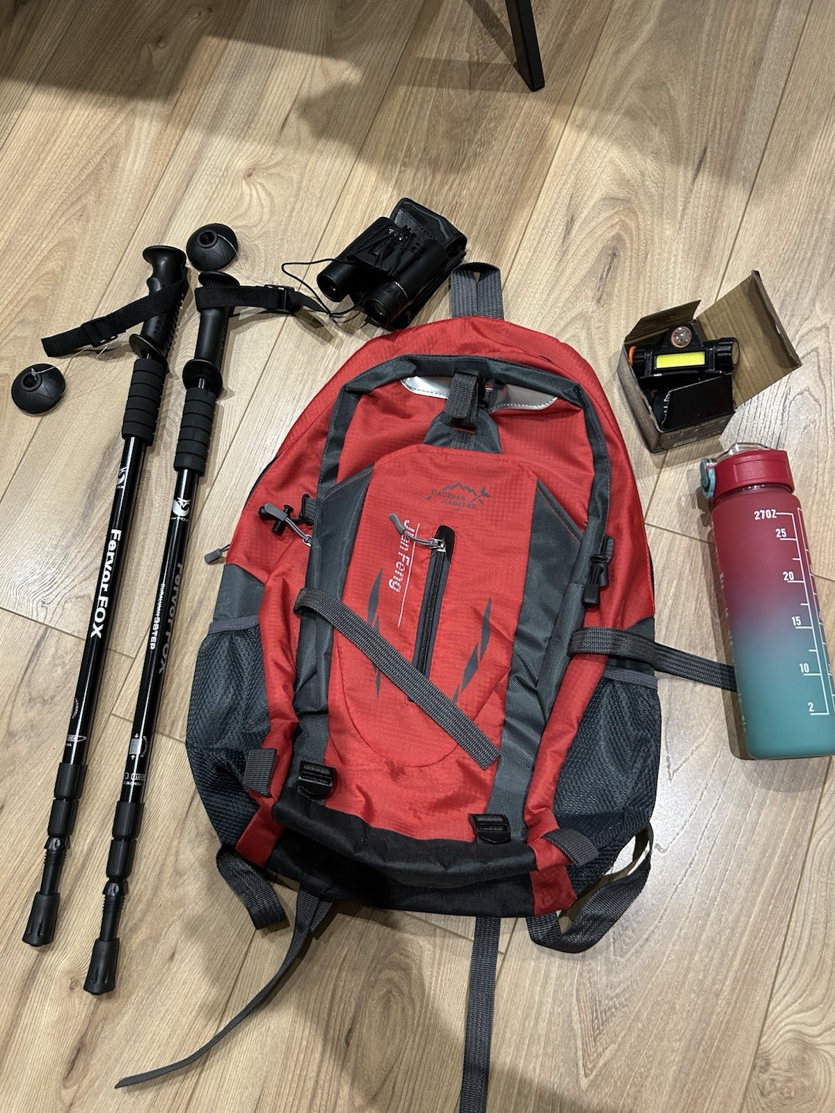 Kit complet randonnée et trekking 60L avec tente et couchage pour bivouac