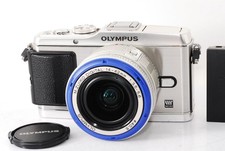 Olympus PEN E-P3 Corpo, Argento, con Obiettivo M.ZUIKO DIGITAL 14-42mm F3.5-5.6 L ED,