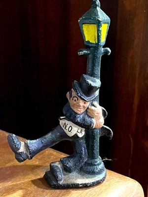 Cast Iron New Orleans Bourbon Street Party Patron Decorative Figurine Vintage Co