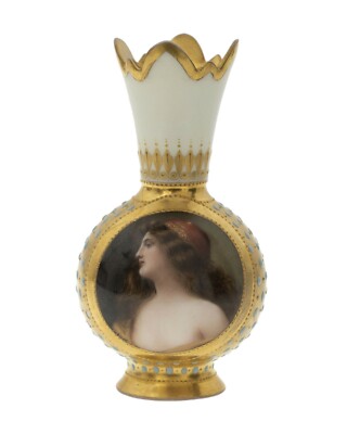 Antike Wiener Porzellan Vase handbemalt signiert Wagner - junge Frau Portrait