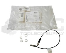 NEW BALLUFF BES 516-324-G-E4-C-S49-00.3 INDUCTIVE SENSOR 10-30VDC BES00P4