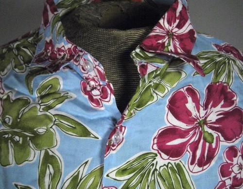 NEW Sun Fusion Hawaiian Shirt Size Medium Mens Short Sleeve Button Floral Pink - Picture 3 of 7