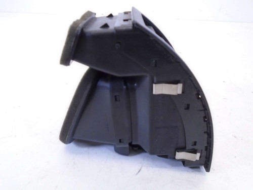 VOLKSWAGEN POLO FRONT AIR VENT (PASSENGER/LEFT SIDE) 6Q08197039B9 2005-2009 - Picture 4 of 6