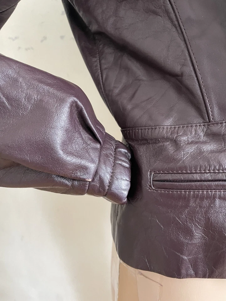 BERMANS VINTAGE 80's 90's RETRO LEATHER BOMBER BIKER JACKET UK 12 EU 40 US 8 S/M - Image 3 of 4