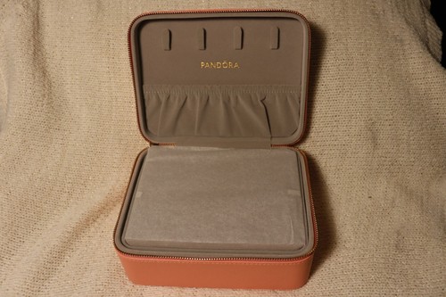 Pandora pink zippered jewelry travel case box organizer - Picture 7 of 9