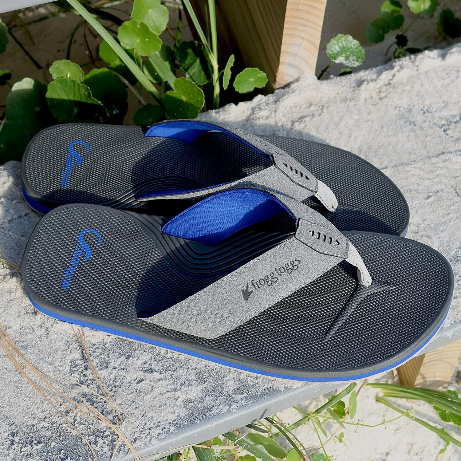 Frogg Toggs Men's Oceangrip Kayak Sandals Flip Flops; Gray w/ Blue