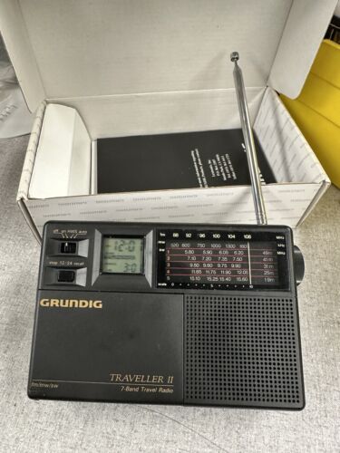 IN BOX GRUNDIG TRAVELER II Radio portatile a onde corte 7 bande