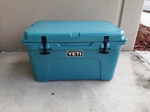 Yeti Tundra 45 Cooler - Picture 2 of 37