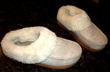 Dearfoams Memory Foam Total Comfort Slipper Women's Sz M 7-8 Gray Faux Fur
